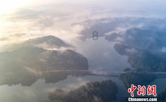 自己的美术作品介绍怎么写？游戏画面
